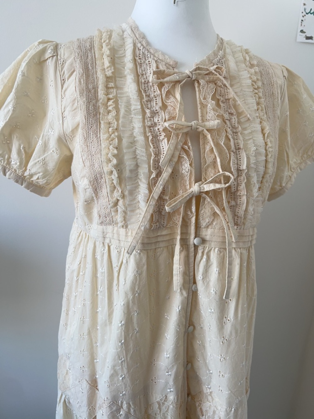 NWT UO Kimchi Blue Molly Tie & Button
Front Eyelet Maxi Dress Cottagecore L - Picture 5 of 11